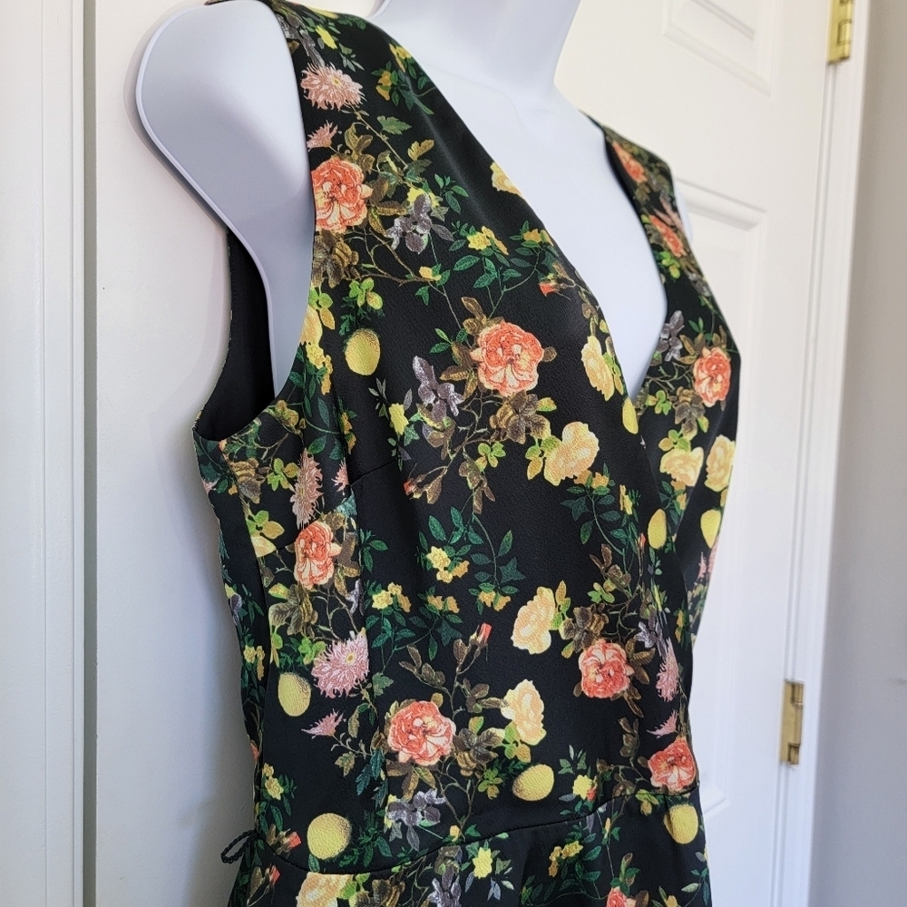 Banana Republic Black Satin Floral Lemon V Neck Lined Sleeveless Dress Size 6 - Picture 5 of 12